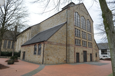 Pfarrkirche St. Dionysius Recke seitlich von Außen